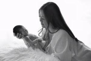 My New World Fotograaf Apeldoorn. Zwangerschap | Newborn | Familie | Portret