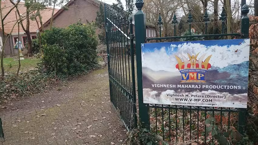 Professionele fotograaf & videograaf &ndash; Vighnesh M. Peters &ndash; Vighnesh Maharaj Productions