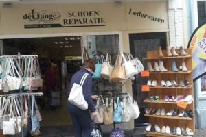 Schoenreparatie de Lange